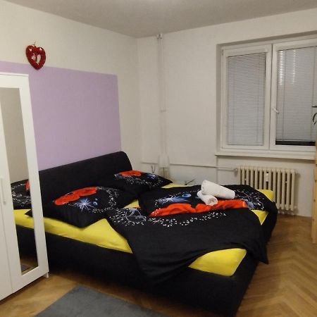 Apartman Mirabella Брно Екстер'єр фото