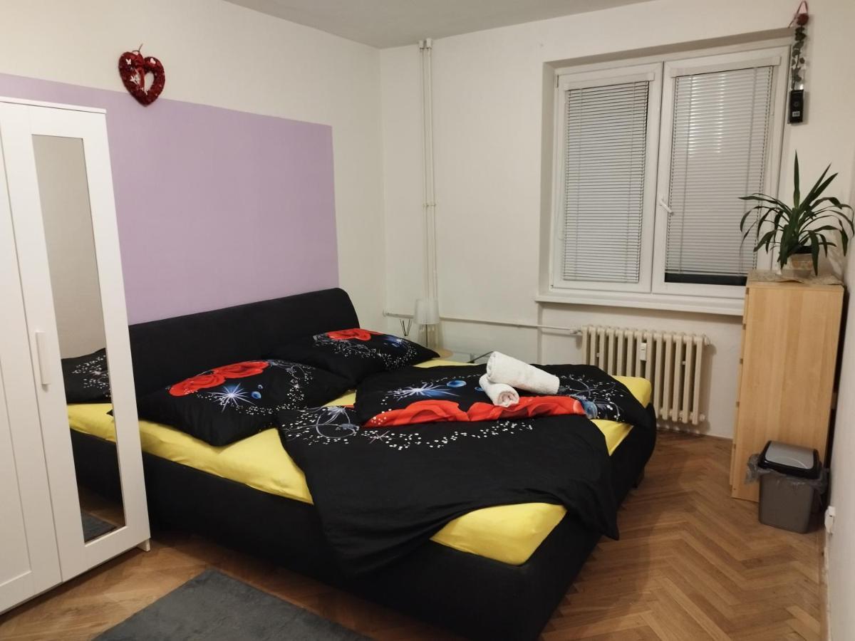 Apartman Mirabella Брно Екстер'єр фото